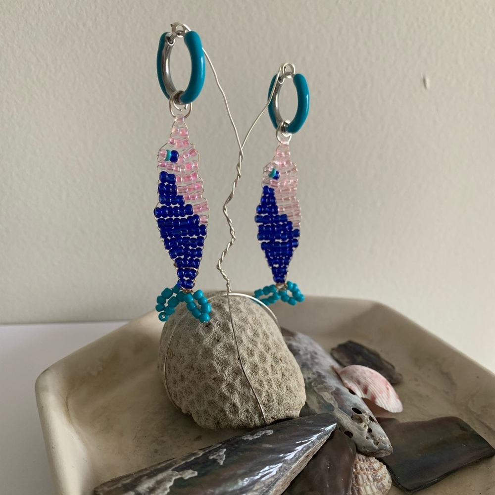 Beaded Fish Huggie Earrings - Picture 3 of 6